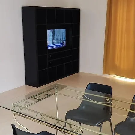 N°1 - Appt Spacieux - 2 דירה *